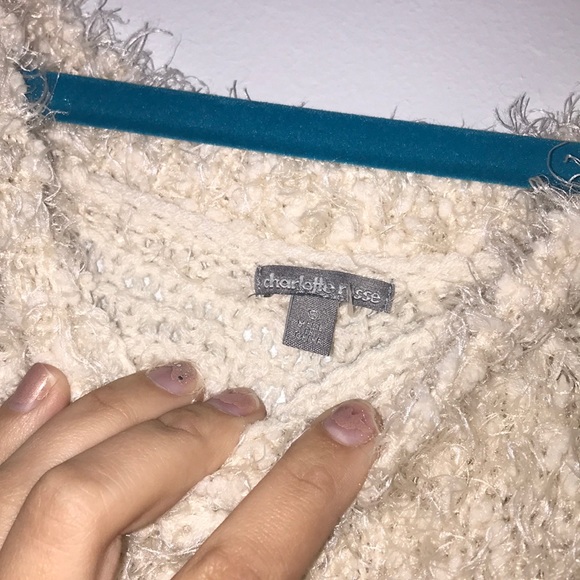 Sweater - Picture 2 of 4